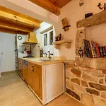 Rosemary Zadarvillas * Dračevac Ninski