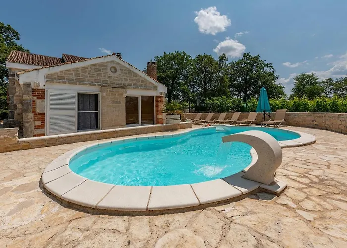 Rosemary Zadarvillas 빌라 *