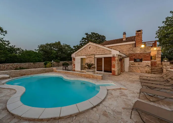 Rosemary Zadarvillas 빌라 *